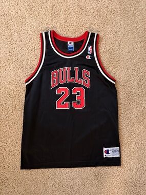 Vintage 90’s Champion Michael Jordan Chicago Bulls #23 Jersey